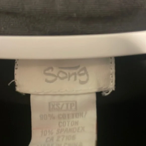 Black vest - Picture 4 of 4